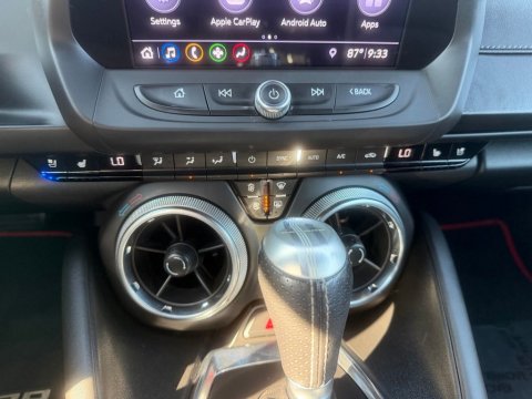 Pre-Owned Summit White 2019 Chevrolet Camaro SS RWD - photo 22 - Stock #X2528