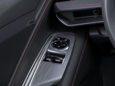 New Black 2026 Chevrolet Corvette Stingray RWD - photo 22 - Stock #260910