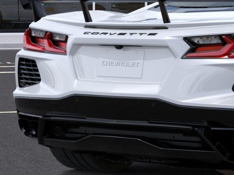 New Arctic White 2027 Chevrolet Corvette Stingray RWD - photo 14 - Stock #270025