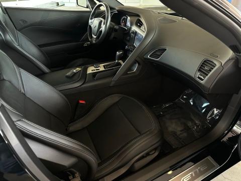 Pre-Owned Black 2015 Chevrolet Corvette Stingray RWD - photo 15 - Stock #260850A