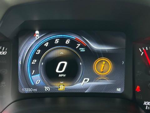 Pre-Owned Black 2015 Chevrolet Corvette Stingray RWD - photo 17 - Stock #260850A