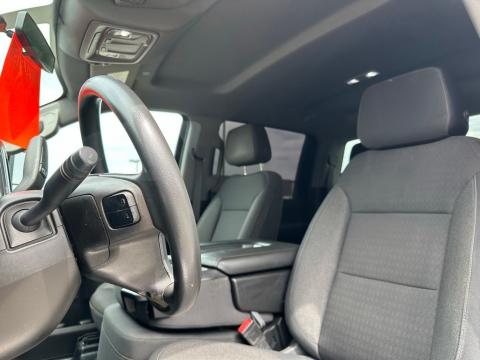 Pre-Owned Summit White 2020 Chevrolet Silverado 2500HD LT 4WD - photo 15 - Stock #X2462