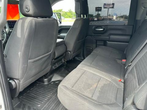 Pre-Owned Summit White 2020 Chevrolet Silverado 2500HD LT 4WD - photo 16 - Stock #X2462