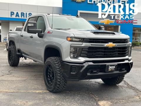 Sterling Gray Metallic 2026 Chevrolet Silverado 2500HD Custom 4WD for sale in Paris, TX - Stock #260823