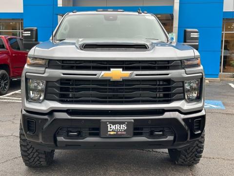New Sterling Gray Metallic 2026 Chevrolet Silverado 2500HD Custom 4WD - photo 2 - Stock #260823