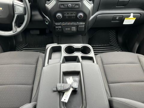 New Sterling Gray Metallic 2026 Chevrolet Silverado 2500HD Custom 4WD - photo 21 - Stock #260823