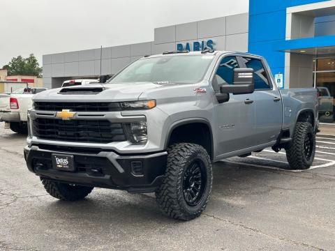 New Sterling Gray Metallic 2026 Chevrolet Silverado 2500HD Custom 4WD - photo 3 - Stock #260823