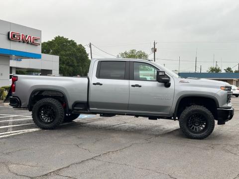 New Sterling Gray Metallic 2026 Chevrolet Silverado 2500HD Custom 4WD - photo 4 - Stock #260823