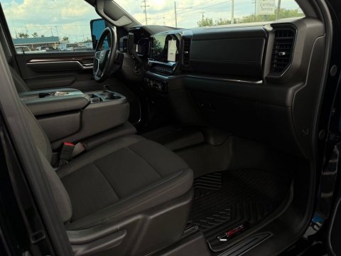 Pre-Owned Black 2026 Chevrolet Silverado 2500HD LT 4WD - photo 16 - Stock #261135A