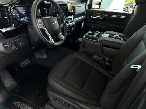 New Cypress Gray 2026 Chevrolet Silverado 2500HD LT 4WD - photo 9 - Stock #260836