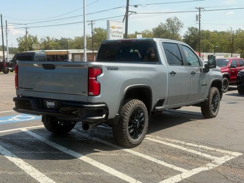 New Sterling Gray Metallic 2026 Chevrolet Silverado 2500HD LT 4WD - photo 21 - Stock #261287