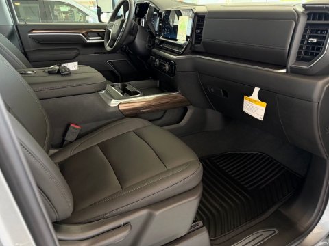 New Sterling Gray Metallic 2026 Chevrolet Silverado 2500HD LT 4WD - photo 29 - Stock #261287
