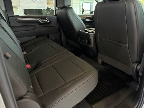 New Sterling Gray Metallic 2026 Chevrolet Silverado 2500HD LT 4WD - photo 31 - Stock #261287