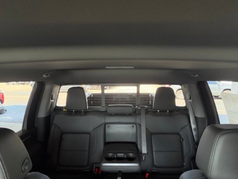 New Sterling Gray Metallic 2026 Chevrolet Silverado 2500HD LT 4WD - photo 39 - Stock #261287
