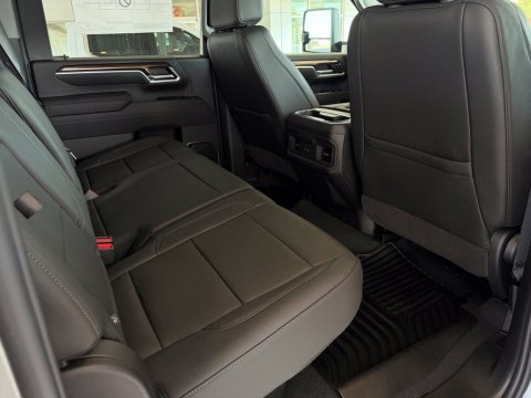New Sterling Gray Metallic 2026 Chevrolet Silverado 2500HD LT 4WD - photo 32 - Stock #261287
