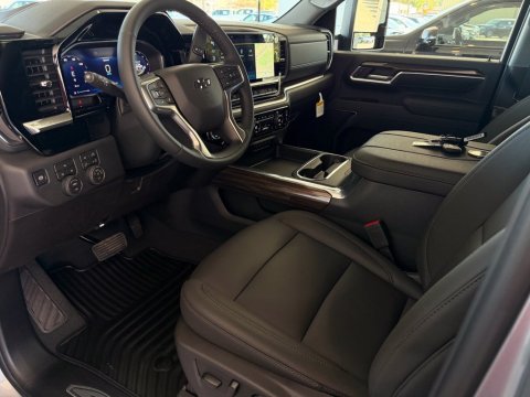 New Sterling Gray Metallic 2026 Chevrolet Silverado 2500HD LT 4WD - photo 10 - Stock #261445