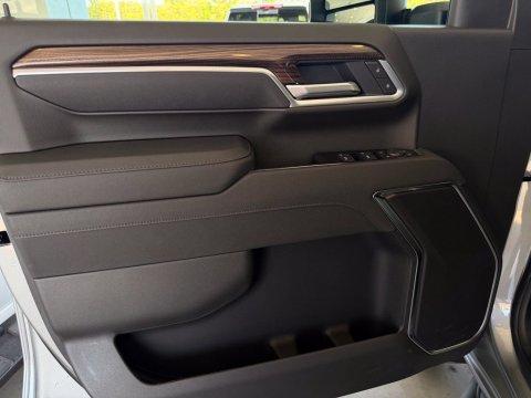 New Sterling Gray Metallic 2026 Chevrolet Silverado 2500HD LT 4WD - photo 11 - Stock #261445