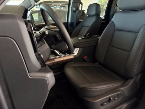 New Sterling Gray Metallic 2026 Chevrolet Silverado 2500HD LT 4WD - photo 13 - Stock #261445