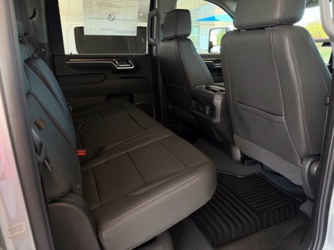 New Sterling Gray Metallic 2026 Chevrolet Silverado 2500HD LT 4WD - photo 18 - Stock #261445