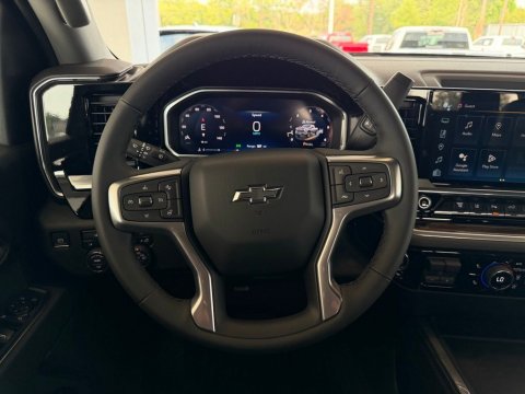 New Black 2026 Chevrolet Silverado 2500HD LT 4WD - photo 18 - Stock #261294