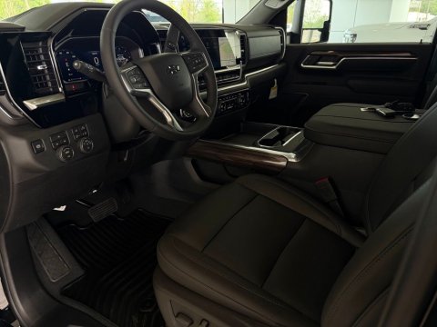 New Black 2026 Chevrolet Silverado 2500HD LT 4WD - photo 9 - Stock #261294
