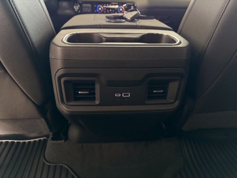 New Black 2026 Chevrolet Silverado 2500HD LT 4WD - photo 22 - Stock #261294