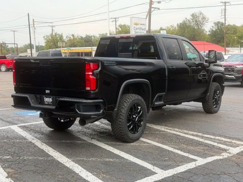 New Black 2026 Chevrolet Silverado 2500HD LT 4WD - photo 8 - Stock #261294