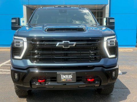 New Lakeshore Blue Metallic 2026 Chevrolet Silverado 2500HD LT 4WD - photo 2 - Stock #261291