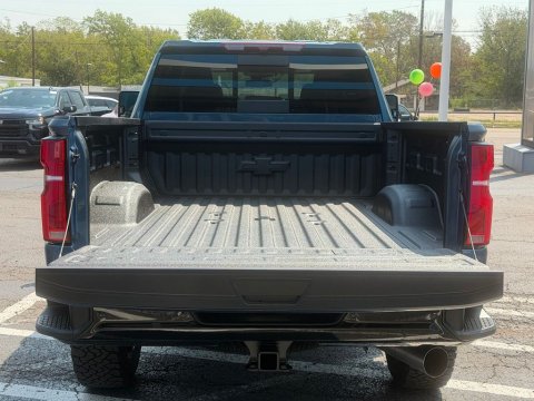 New Lakeshore Blue Metallic 2026 Chevrolet Silverado 2500HD LT 4WD - photo 6 - Stock #261291