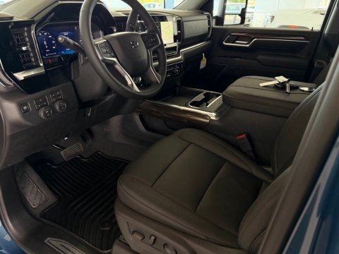 New Lakeshore Blue Metallic 2026 Chevrolet Silverado 2500HD LT 4WD - photo 9 - Stock #261291