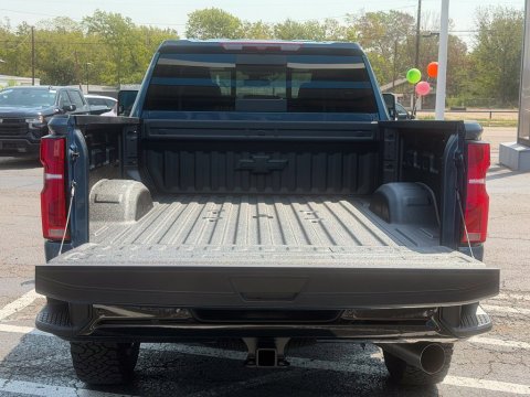 New Lakeshore Blue Metallic 2026 Chevrolet Silverado 2500HD LT 4WD - photo 7 - Stock #261291