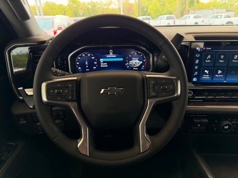 New Summit White 2026 Chevrolet Silverado 2500HD LT 4WD - photo 18 - Stock #261286