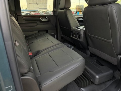 New Cypress Gray 2026 Chevrolet Silverado 2500HD LT 4WD - photo 17 - Stock #261285