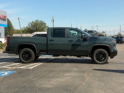 New Cypress Gray 2026 Chevrolet Silverado 2500HD LT 4WD - photo 4 - Stock #261283