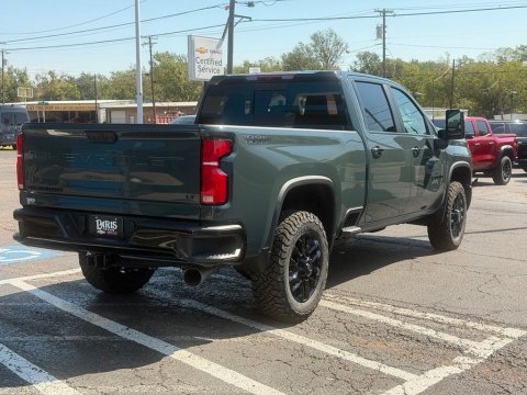 New Cypress Gray 2026 Chevrolet Silverado 2500HD LT 4WD - photo 7 - Stock #261283