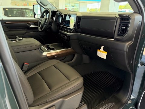 New Cypress Gray 2026 Chevrolet Silverado 2500HD LT 4WD - photo 16 - Stock #261283