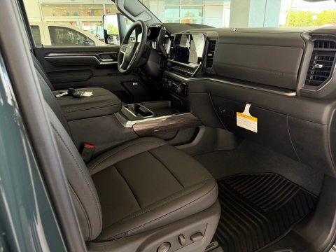 New Cypress Gray 2026 Chevrolet Silverado 2500HD LTZ 4WD - photo 15 - Stock #261303