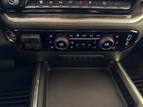 New Cypress Gray 2026 Chevrolet Silverado 2500HD LTZ 4WD - photo 25 - Stock #261303