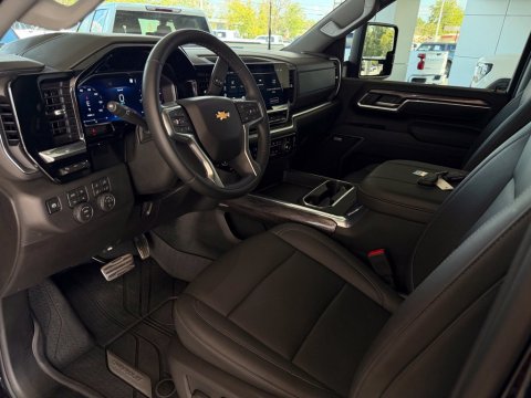 Certified Pre-Owned Black 2026 Chevrolet Silverado 3500HD LTZ 4WD - photo 11 - Stock #260899B