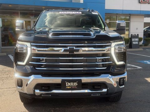 Certified Pre-Owned Black 2026 Chevrolet Silverado 3500HD LTZ 4WD - photo 2 - Stock #260899B