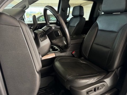 Pre-Owned Summit White 2020 Chevrolet Silverado 2500HD LT 4WD - photo 13 - Stock #260686B