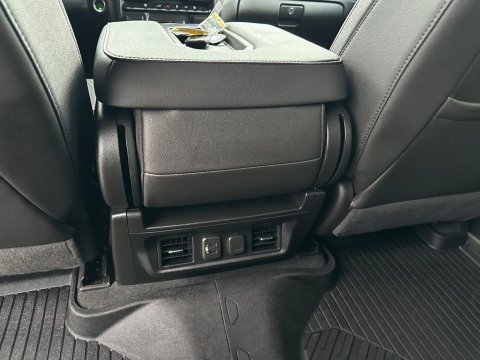 Pre-Owned Mosaic Black Metallic 2022 Chevrolet Silverado 2500HD LTZ 4WD - photo 22 - Stock #260956A