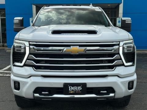 Pre-Owned Iridescent Pearl Tricoat 2024 Chevrolet Silverado 2500HD High Country 4WD - photo 2 - Stock #260992A