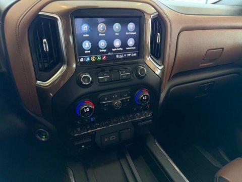 Pre-Owned Summit White 2022 Chevrolet Silverado 2500HD High Country 4WD - photo 24 - Stock #261288A