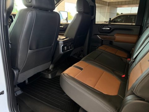 Pre-Owned Iridescent Pearl Tricoat 2020 Chevrolet Silverado 3500HD High Country 4WD - photo 15 - Stock #261062B