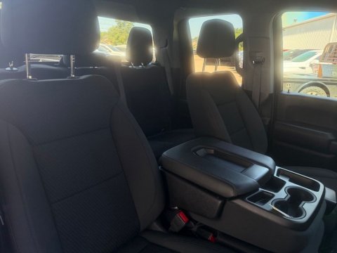 Pre-Owned Summit White 2025 Chevrolet Silverado 2500HD Work Truck 4WD - photo 14 - Stock #261050A