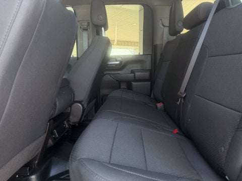 Pre-Owned Summit White 2025 Chevrolet Silverado 2500HD Work Truck 4WD - photo 12 - Stock #261050A