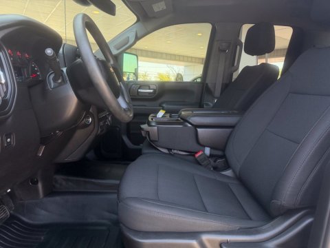 Pre-Owned Summit White 2025 Chevrolet Silverado 2500HD Work Truck 4WD - photo 9 - Stock #261050A
