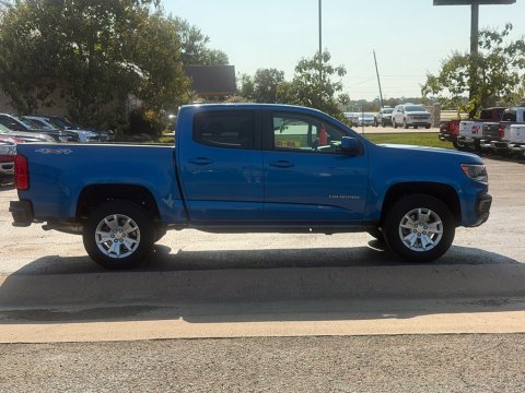 Pre-Owned Bright Blue Metallic 2022 Chevrolet Colorado LT 4WD - photo 4 - Stock #X2585