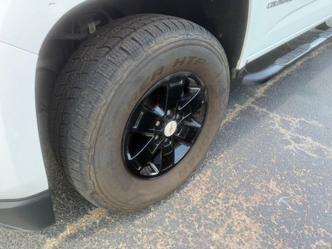 Pre-Owned Summit White 2016 Chevrolet Colorado Work Truck RWD - photo 9 - Stock #X2564